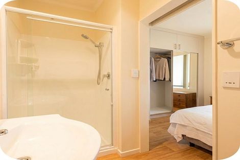 Photo of property in Regency Apartments, 4d/49 Manners Street, Te Aro, Wellington, 6011