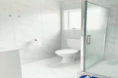 Photo of property in 104 Lynwood Road, New Lynn, Auckland, 0600