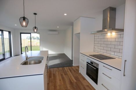 Photo of property in 8 Croydon Street, Woodend, 7610