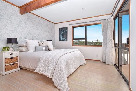 Photo of property in 24 Danbury Drive, Torbay, Auckland, 0630