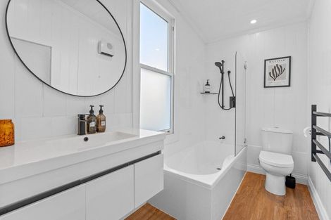 Photo of property in 11 Hereford Street, Roslyn, Dunedin, 9010