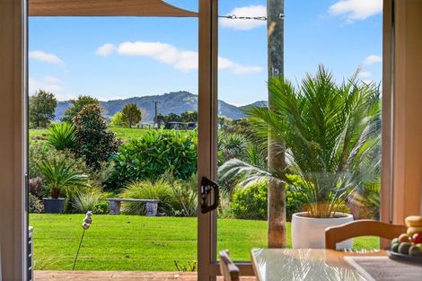 Photo of property in 252 Oneriri Road, Kaiwaka, 0573