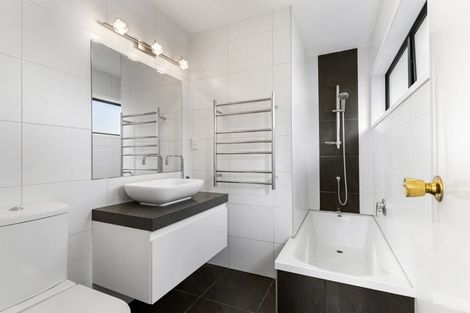 Photo of property in 1/80 Clydesdale Avenue, Somerville, Auckland, 2014