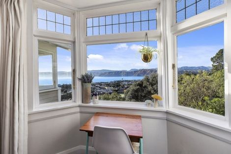 Photo of property in 74 Tio Tio Road, Seatoun, Wellington, 6022