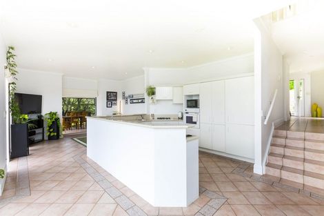 Photo of property in 95 Viewmont Drive, Harbour View, Lower Hutt, 5010