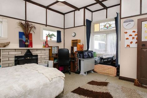 Photo of property in 49 Swinburn Street, Dannevirke, 4930