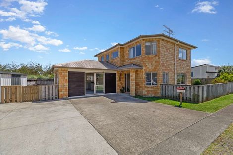 Photo of property in 34 Aitkenhead Court, Parakai, 0830