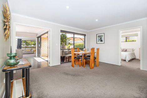 Photo of property in 8 Compton Grove, Huntington, Hamilton, 3210