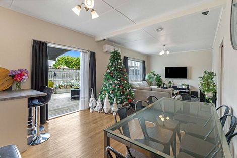 Photo of property in 2 Fromont Street, Whanganui East, Whanganui, 4500