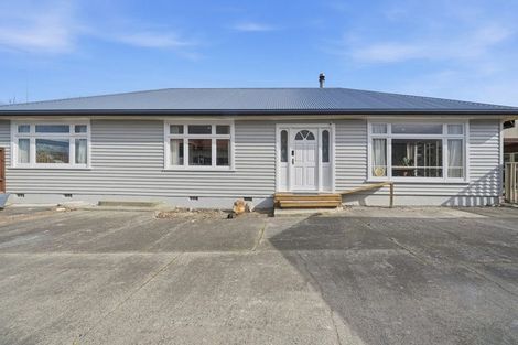 Photo of property in 317 Wainoni Road, Avondale, Christchurch, 8061