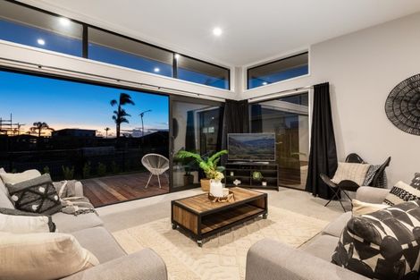 Photo of property in 31 Colpoma Close, Papamoa Beach, Papamoa, 3118