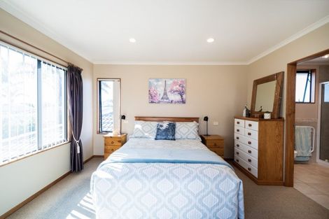 Photo of property in 17 Madeleine Terrace, Papamoa Beach, Papamoa, 3118