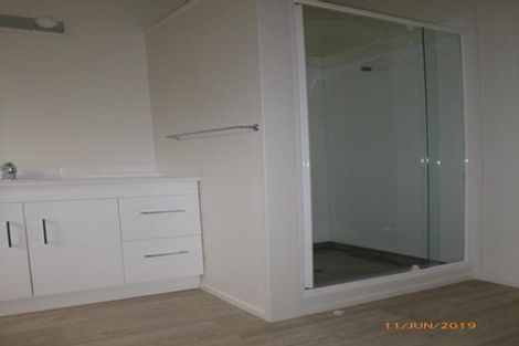 Photo of property in 1/1 Eastwood Rise, Browns Bay, Auckland, 0630