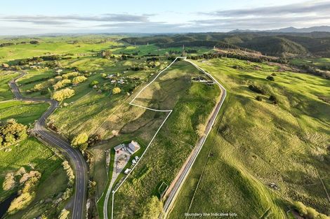 Photo of property in 681 Otaika Valley Road, Maungatapere, Whangarei, 0170