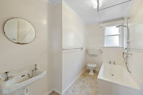 Photo of property in 290g Carrington Street, Vogeltown, New Plymouth, 4310