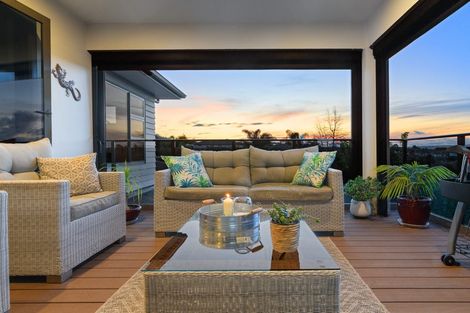 Photo of property in 32 Hawkridge Heights, Bethlehem, Tauranga, 3110