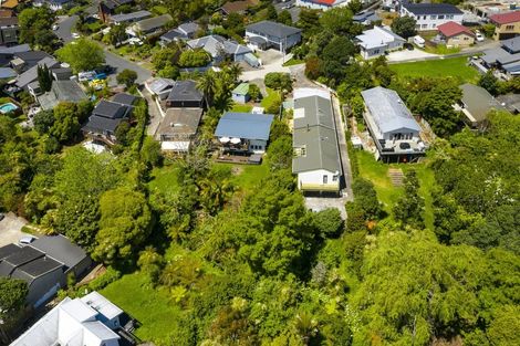 Photo of property in 860 Beach Road, Waiake, Auckland, 0630