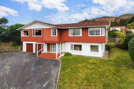 Photo of property in 1 Bede Grove, Tawa, Wellington, 5028