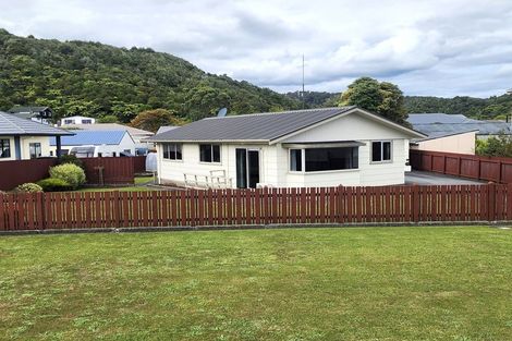 Photo of property in 205 Main South Road, Karoro, Greymouth, 7805