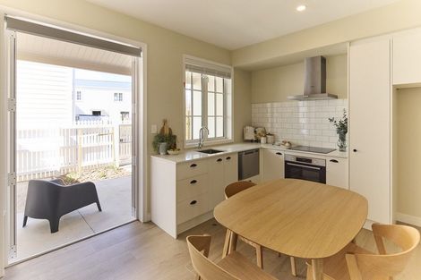 Photo of property in 32 Ensors Road, Opawa, Christchurch, 8023
