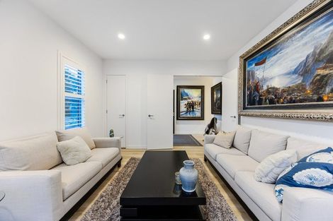 Photo of property in 21 Caldera Drive, Long Bay, Auckland, 0630