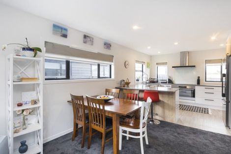 Photo of property in 24a Roberts Line, Kelvin Grove, Palmerston North, 4414