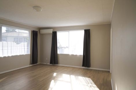 Photo of property in 39 Court Town Close, Mangere, Auckland, 2022