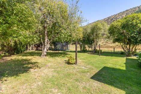 Photo of property in 15 Factory Road, Little Akaloa, 7583