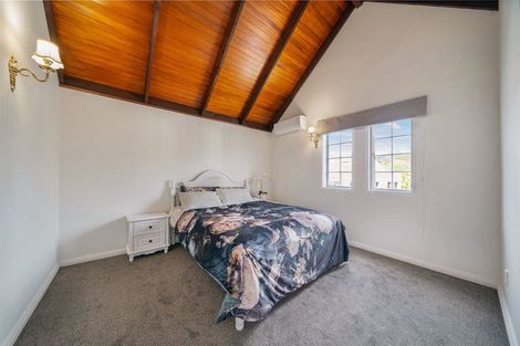 Photo of property in 68 Kaurilands Road, Titirangi, Auckland, 0604