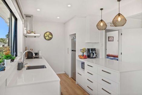 Photo of property in 9 Morrison Avenue, Northcote, Christchurch, 8052