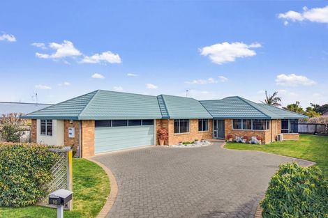 Photo of property in 10 Chatswood Place, Rototuna, Hamilton, 3210