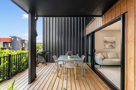 Photo of property in 116 Te Oneroa Way, Long Bay, Auckland, 0630