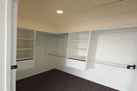 Photo of property in 13/13 Grove Lane, Pakuranga, Auckland, 2010