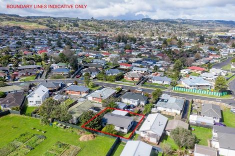 Photo of property in 45a Sutton Crescent, Papakura, 2110