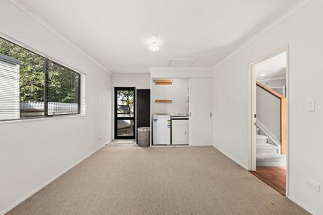 Photo of property in 2 Everest Avenue, Havelock North, 4130