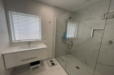 Photo of property in 459 Don Buck Road, Massey, Auckland, 0614