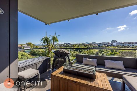 Photo of property in 4a/6 Piwakawaka Street, Eden Terrace, Auckland, 1010