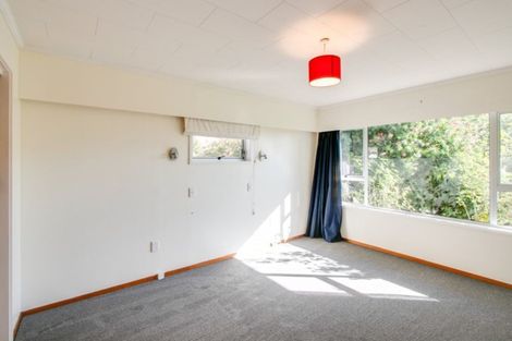 Photo of property in 11 Trigg Crescent, Taradale, Napier, 4112