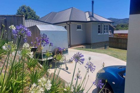 Photo of property in 28 Crossley Street, Katikati, 3129