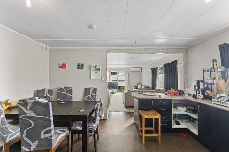 Photo of property in 35 Wickman Way, Mangere East, Auckland, 2024