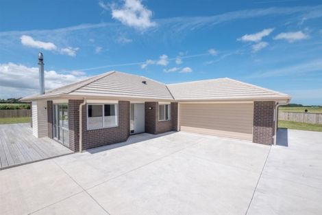 Photo of property in 182 Katene Road, Normanby, Hawera, 4675
