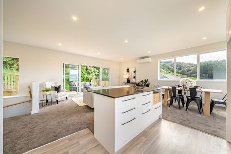Photo of property in 64 Riverstone Drive, Riverstone Terraces, Upper Hutt, 5018