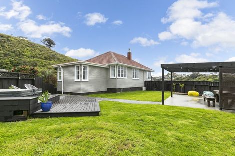 Photo of property in 173 Broderick Road, Johnsonville, Wellington, 6037