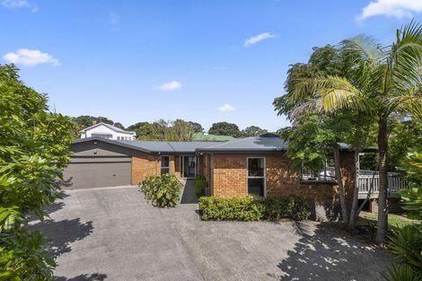 Photo of property in 14b Karetu Road, Greenlane, Auckland, 1051