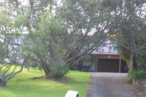 Photo of property in 19 Landop Terrace, Howick, Auckland, 2014