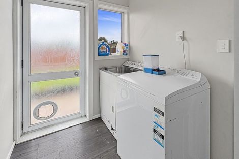 Photo of property in 37 Cross Street, Coalgate, 7673