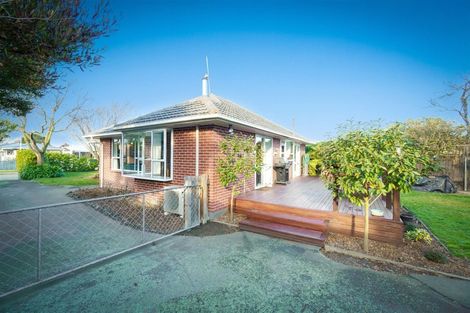 Photo of property in 40 Oriana Crescent, Hornby, Christchurch, 8042