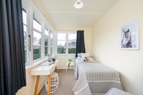 Photo of property in 8 Hulme Street, Roslyn, Palmerston North, 4414