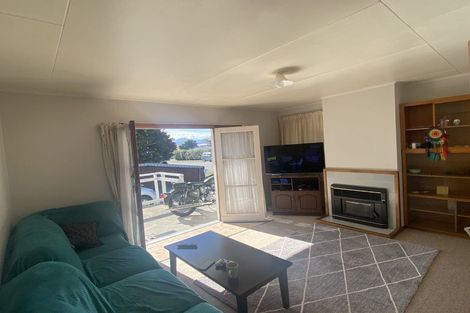 Photo of property in 45a Kent Street, Picton, 7220