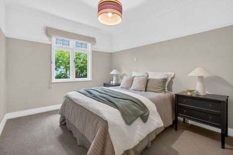 Photo of property in 49 Tio Tio Road, Miramar, Wellington, 6022